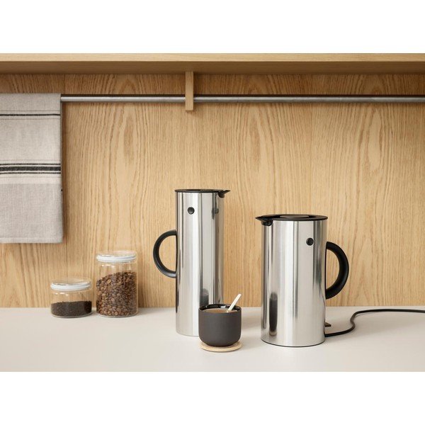 Sudraba krāsas plastmasas elektriskā tējkanna 1,5 l EM77 – Stelton-image-1