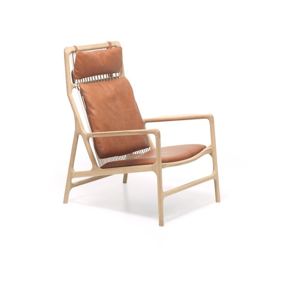 Krēsls ar ozolkoka konstrukciju un brūnu bifeļādas sēdekli Gazzda Dedo