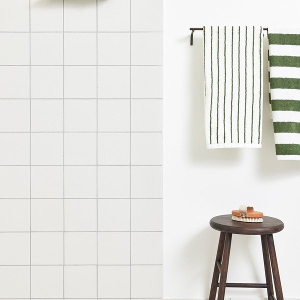 Brūns sienas vannas istabas plaukts no nerūsējošā tērauda Pieni – OYOY Living Design-image-3