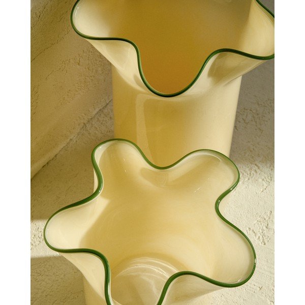 Dzeltena stikla vāze (augstums 31 cm) Endasi – Kave Home-image-3