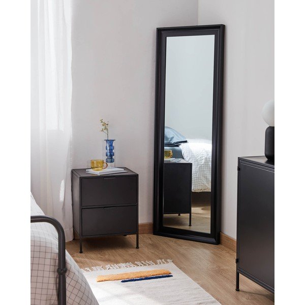 Melns tērauda naktsskapītis Shantay – Kave Home-image-4