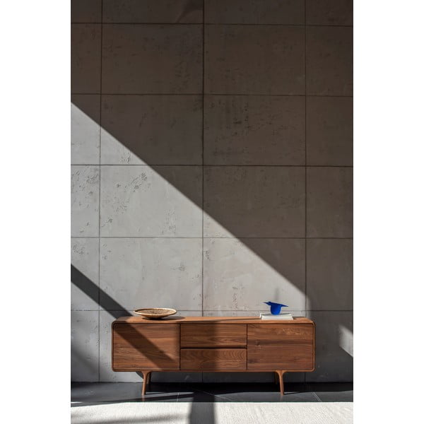 Brūns valrieksta masīvkoka TV galdiņš 180x65x45 cm Fawn – Gazzda-image-3