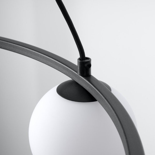 Balta/melna piekaramā lampa ar stikla abažūru Umerta – Sollux-image-4