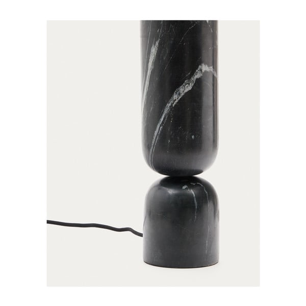 Melna marmora galda lampa ar auduma abažūru (augstums 57 cm) Vex – Kave Home-image-4