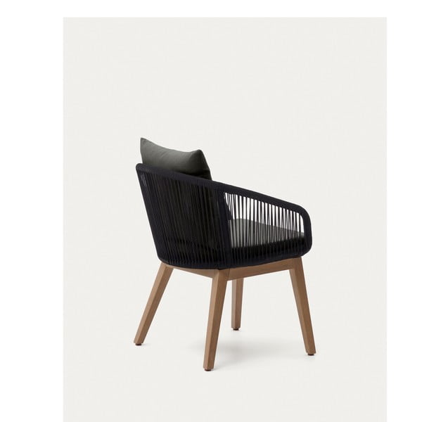 Melns masīvkoka dārza atpūtas krēsls Portalo – Kave Home-image-1