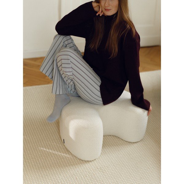 Bēšs pufs no buklē auduma Ü – noo.ma-image-2