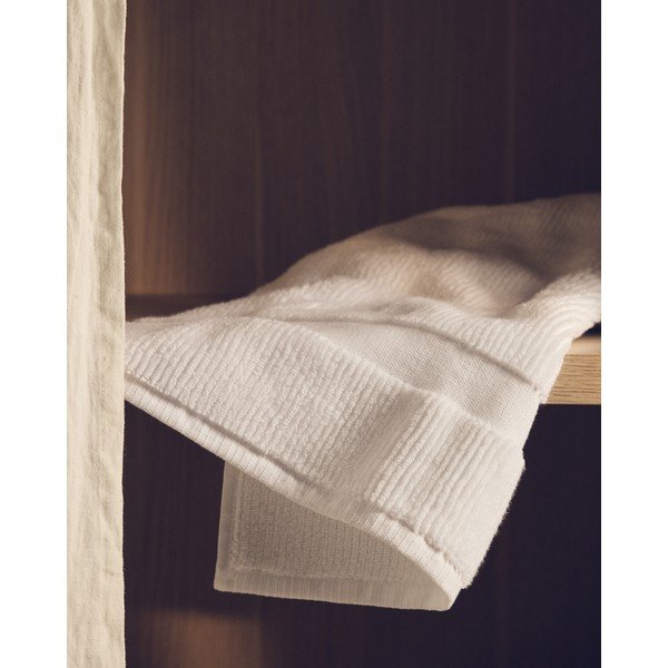 Balts frotē kokvilnas dvielis 30x50 cm Olvira – Kave Home-image-3