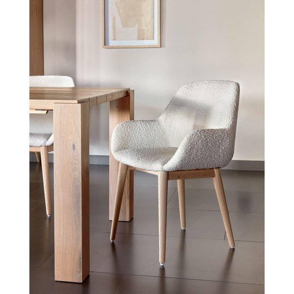 Balts polsterēts ēdamistabas krēsls Konna – Kave Home-image-1