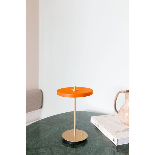 Oranža LED galda lampa ar regulējamu spilgtumu un metāla abažūru (augstums 31 cm) Asteria Move – UMAGE-image-3