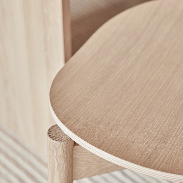 Gaiša dabīga toņa oša masīvkoka pusdienu krēsls Oy – OYOY Living Design-image-2