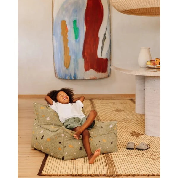 Zaļš bērnu sēžammaiss no buklē/šenila auduma Terrazzo Chair – Wigiwama-image-2