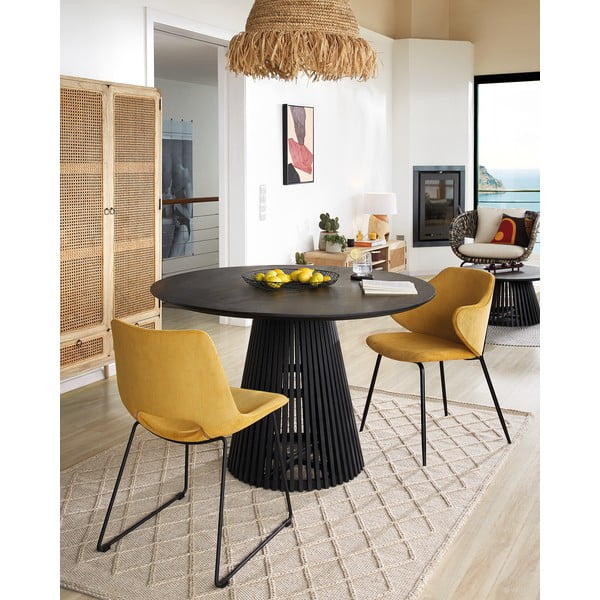 Melns ciedra masīvkoka apaļš ēdamgalds ø 120 cm Jeanette – Kave Home-image-4