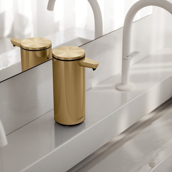 Spīdīgas zelta krāsas tērauda automātisks ziepju dozators 266 ml – simplehuman-image-1