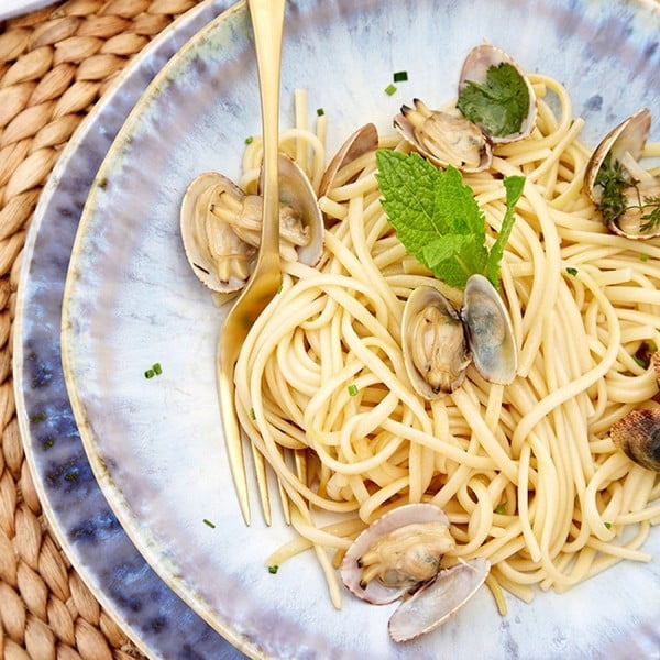 Zili balts māla trauks makaroniem Costa Nova Brisa, ⌀ 23 cm-image-1