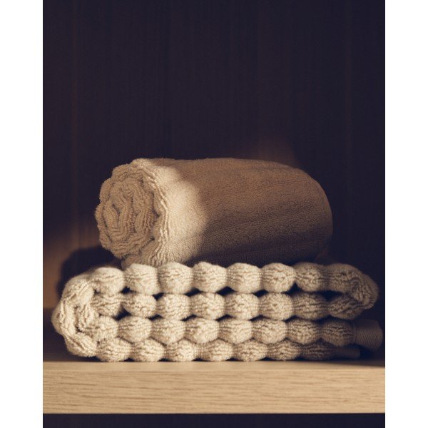 Bēšs frotē kokvilnas dvielis 70x140 cm Navira – Kave Home-image-1