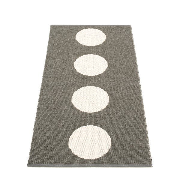 Tumši pelēks iekštelpu un āra celiņa paklājs 70x150 cm Vera Charcoal – Pappelina