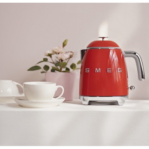 Sarkana nerūsējošā tērauda elektriskā tējkanna 800 ml Retro Style – SMEG-image-1