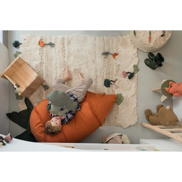 Zaļš/oranžs bērnu sēžammaiss Cathy the Carrot – Lorena Canals-image-4