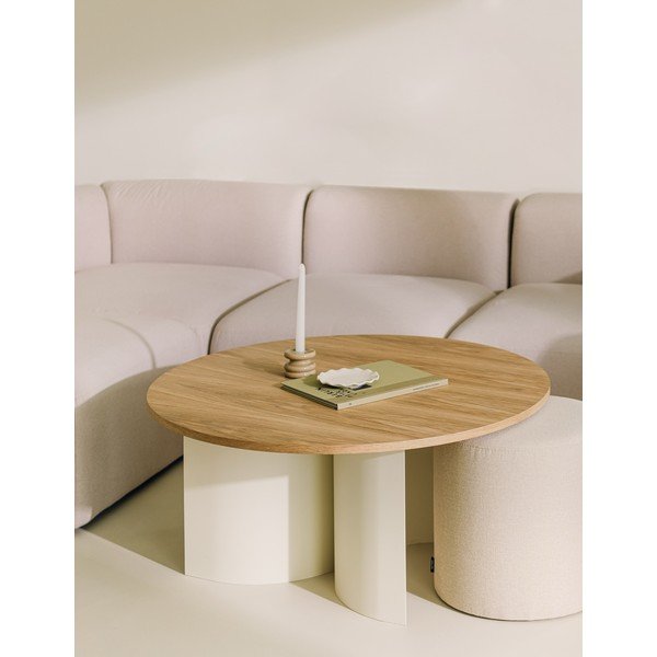Krēmkrāsas/dabīga toņa apaļš žurnālgaldiņš ar oškoka imitācijas galda virsmu ø 95 cm Gavo – noo.ma-image-1