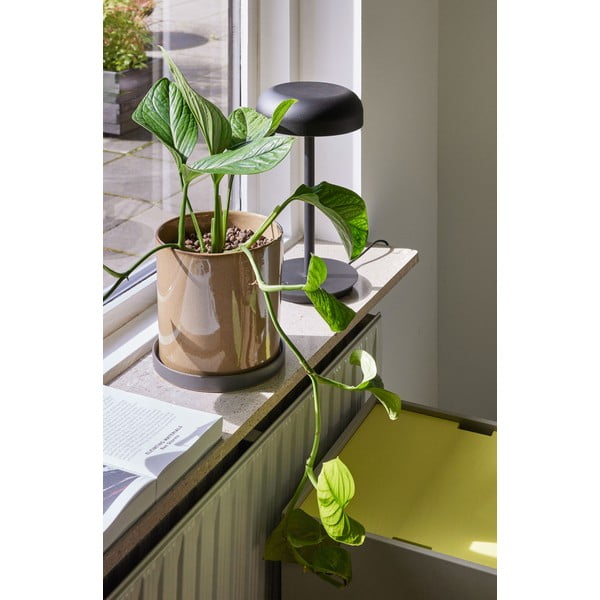 Melna LED galda lampa ar regulējamu spilgtumu (augstums 37 cm) Velo – Hübsch-image-1