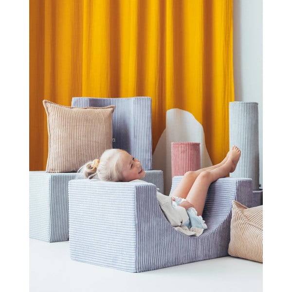 Gaiši brūns velveta bērnu dīvāna spilvens Block – Wigiwama-image-1