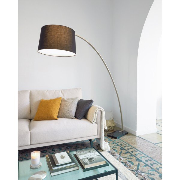 Melna/zelta krāsas stāvlampa ar auduma abažūru (augstums 210 cm) Juhe – Kave Home-image-2