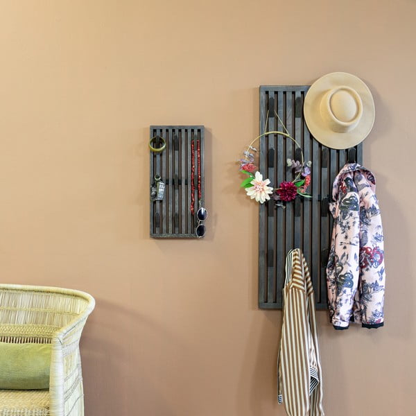 Tumši brūns ozola masīvkoka sienas pakaramais 24 cm Parco – Spinder Design-image-1