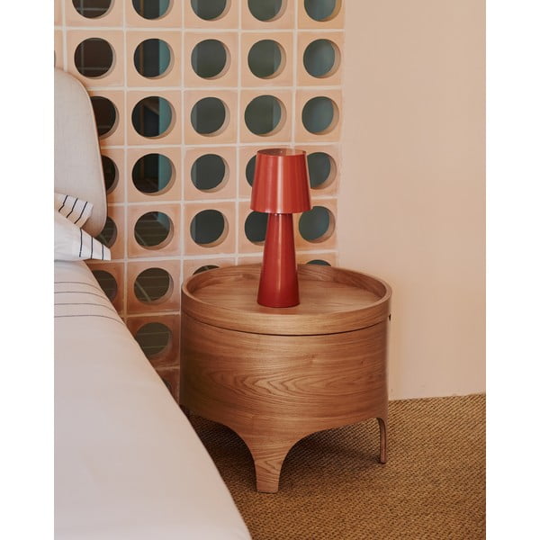 Dabīga toņa naktsskapītis ar oškoka imitāciju Octavia – Kave Home-image-1