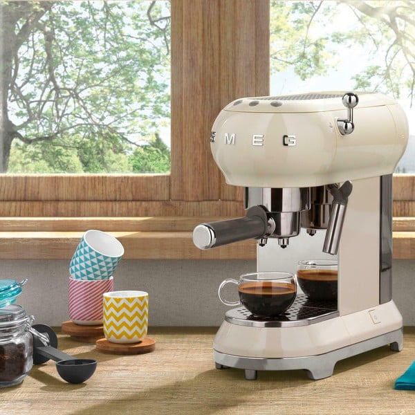 Krēmīgi balts sviras espresso automāts SMEG-image-1