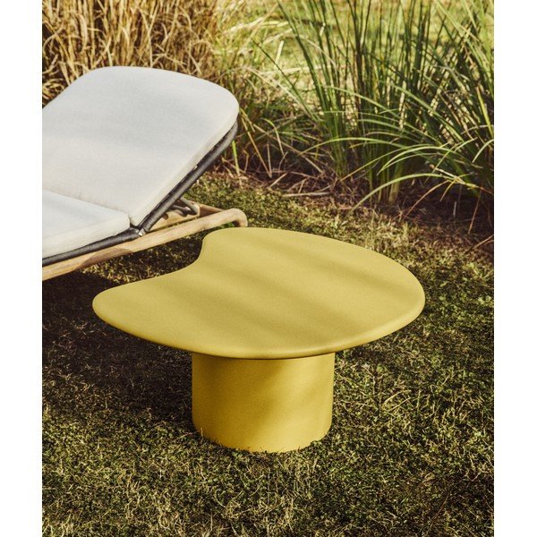 Betona dārza kafijas galdiņš 77x83 cm Macarella – Kave Home-image-1