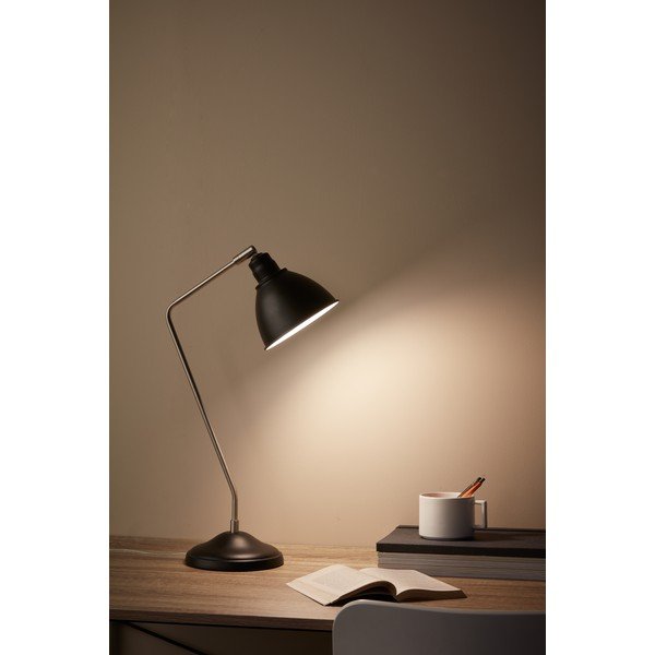 Melna galda lampa ar sudraba detaļām Markslöjd Coast-image-1