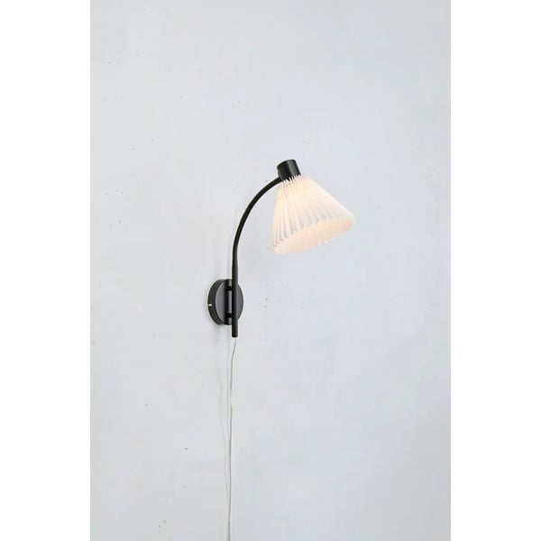 Balta/melna sienas lampa Mira – Markslöjd-image-1