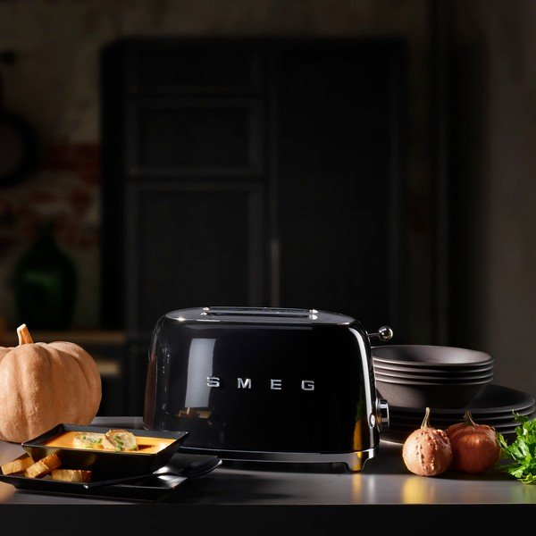 Melns tosteris Retro Style – SMEG-image-1
