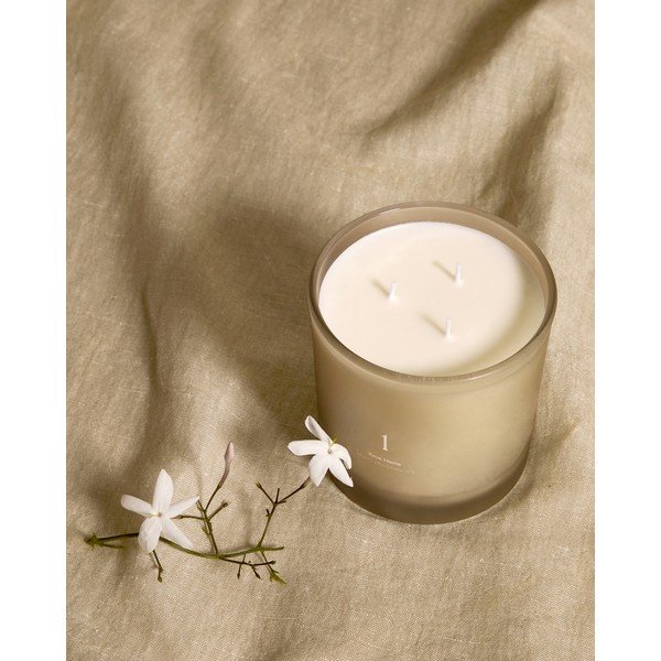 Aromātiskā svece degšanas laiks 50 h Soft Jasmin – Kave Home-image-1