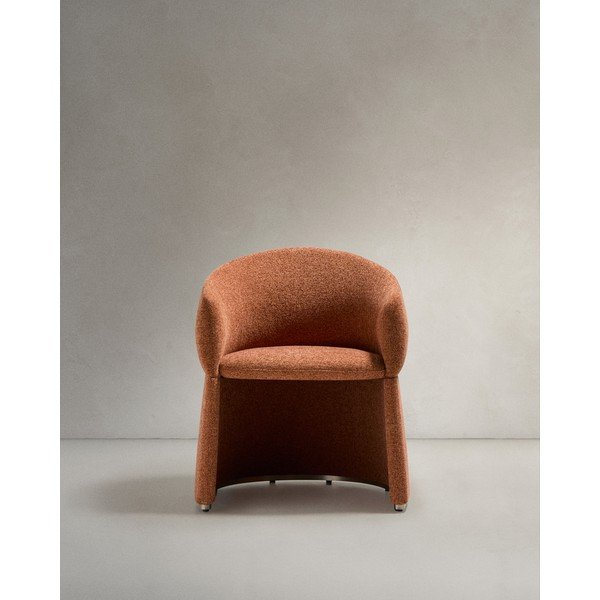 Terakotas oranžs polsterēts ēdamistabas krēsls ar roku balstiem Bosca – Kave Home-image-3