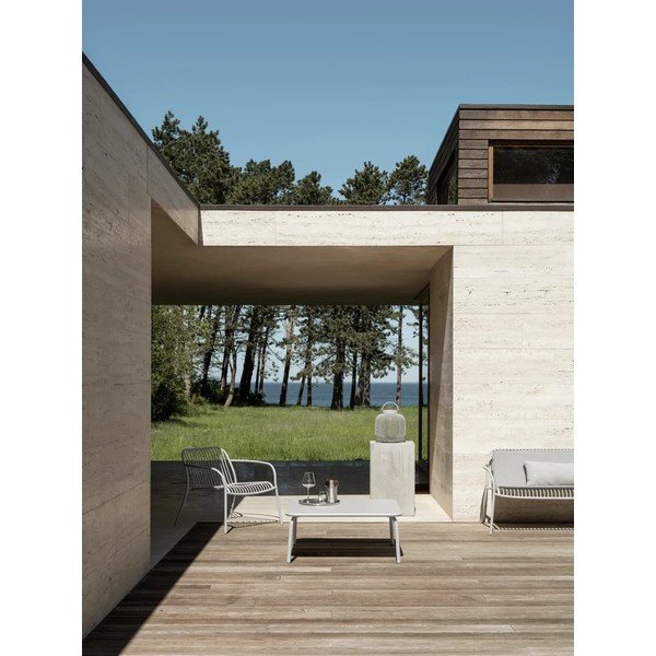 Gaiši pelēks metāla dārza atpūtas krēsls Yua Wire – Blomus-image-4