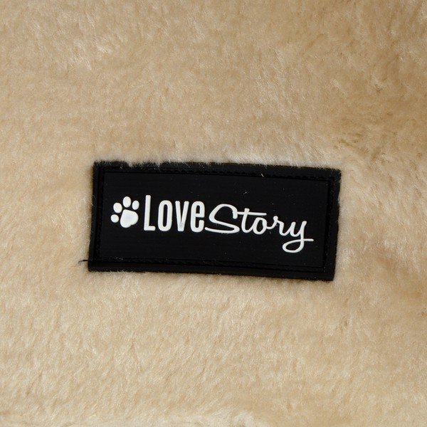 Kaķu nagu asināmais – Love Story-image-4