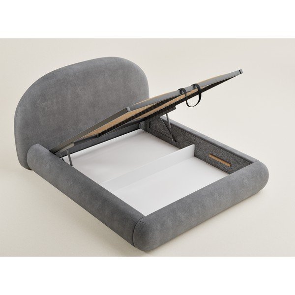 Pelēka polsterēta divvietīga gulta ar veļas kasti un redelēm 140x200 cm Maumere – Maison de Rêve-image-1