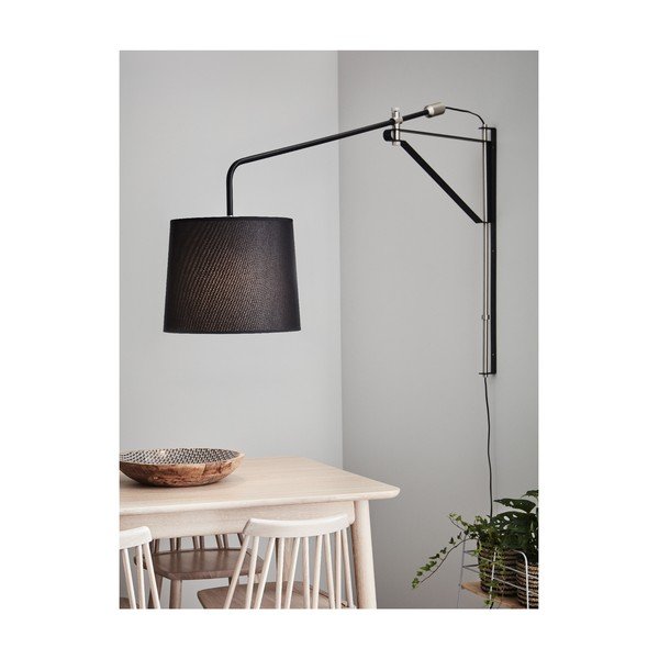 Melna sienas lampa Markslöjd Pern-image-1