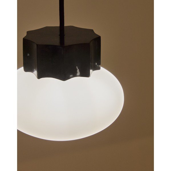 Balta/melna metāla piekaramā lampa ar stikla abažūru ø 15 cm Idela – Kave Home-image-2