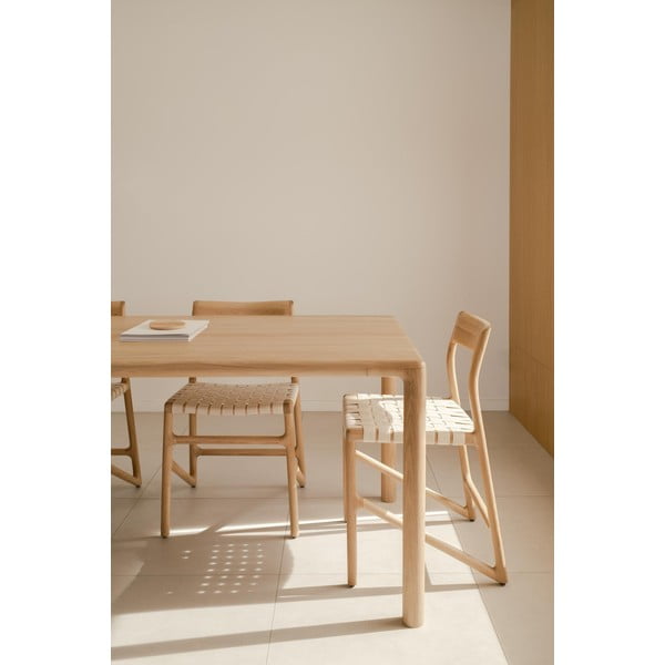 Ēdamistabas krēsls no ozolkoka ar baltu sēdekli Gazzda Fawn-image-1