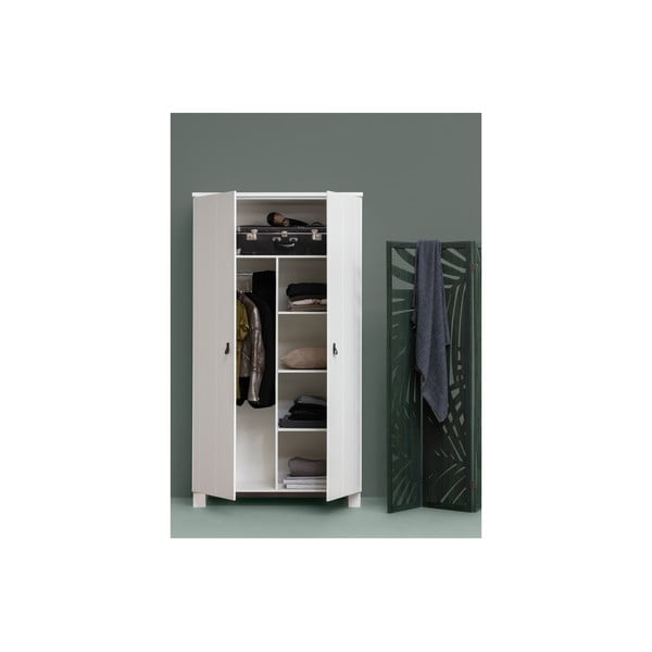 Balts priedes masīvkoka drēbju skapis 111x202 cm Ties – WOOOD-image-4