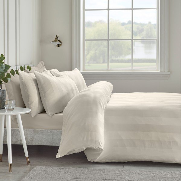 Krēmkrāsas divguļamā satīna gultas veļa 220x230 cm So Soft Satin Stripe – Catherine Lansfield-image-1