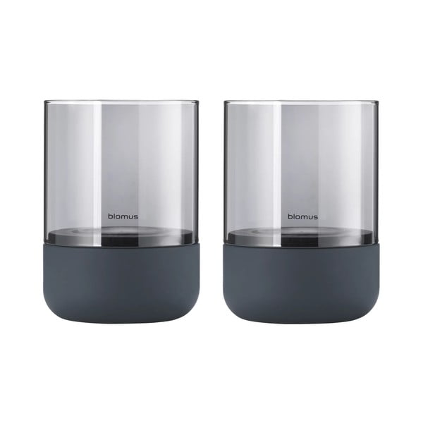 2 pelēku stikla svečturu komplekts ar betona pamatni Blomus Calma