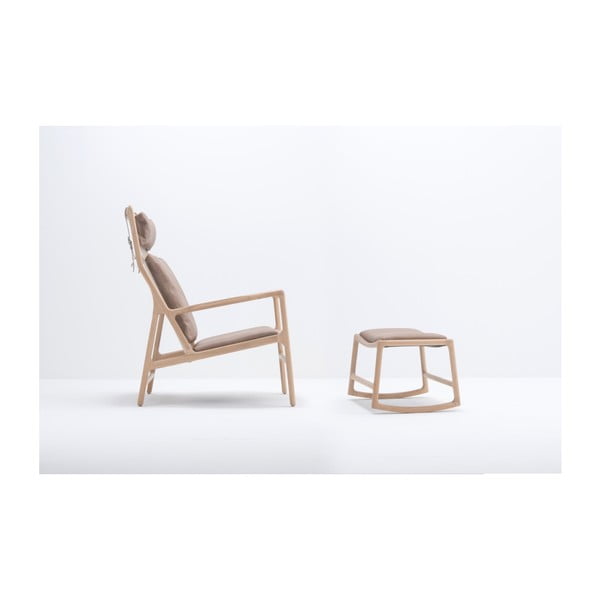 Krēsls ar masīvkoka konstrukciju un brūnu bifeļu ādas sēdekli Gazzda Dedo-image-3