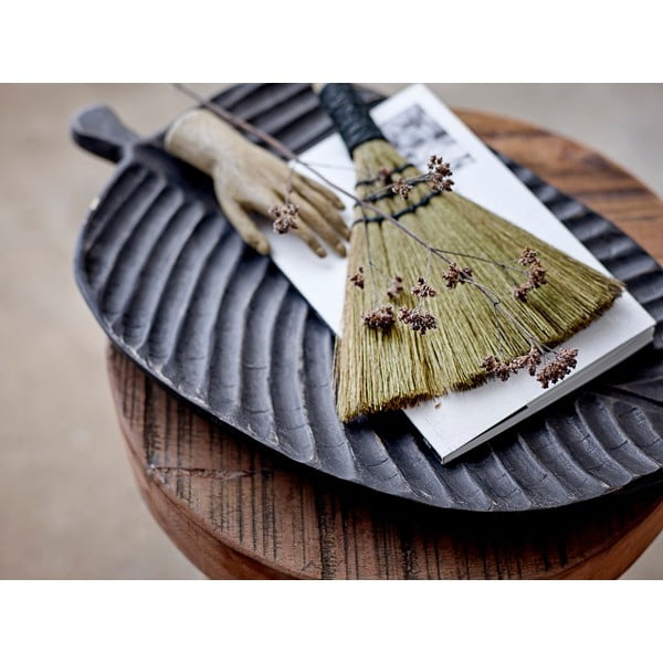 Koka dekoratīva paplāte Kylar – Bloomingville-image-1