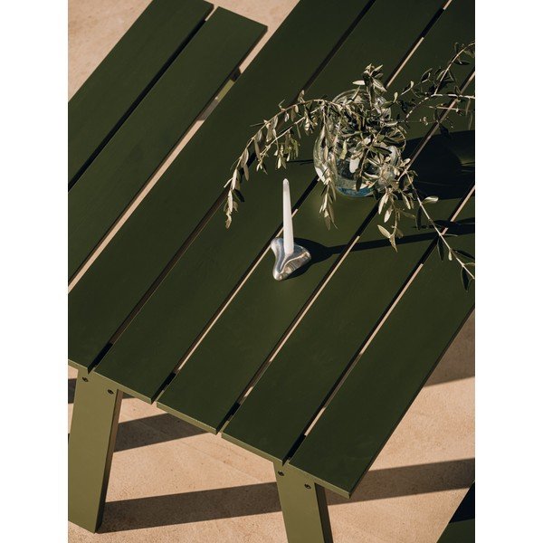 Priedes masīvkoka dārza ēdamgalds 77x140 cm Navo – noo.ma-image-4