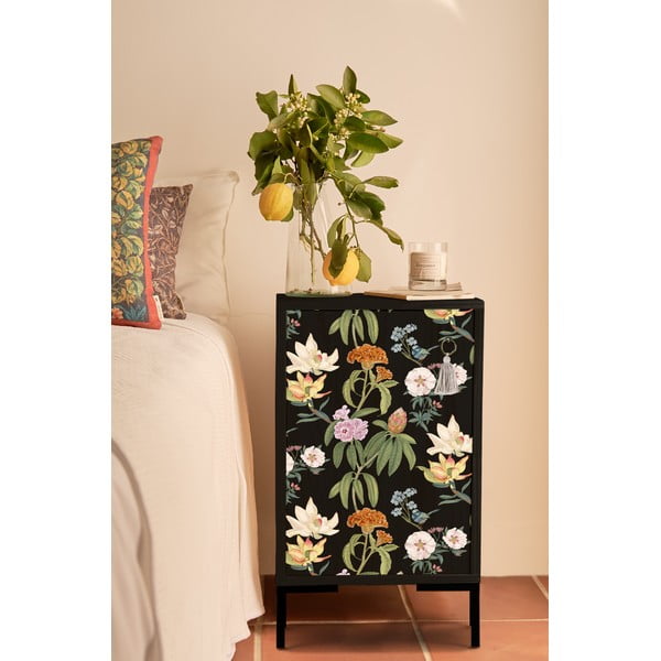 Melns naktsskapītis Mesita William – Really Nice Things-image-1