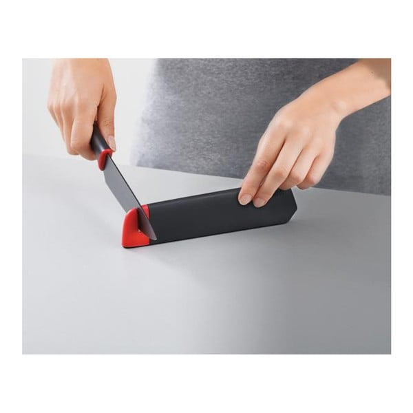 2 nažu komplekts ar vāciņu un asinātāju Joseph Joseph Slice&Sharpen-image-1