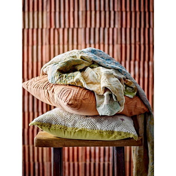 Pleds no pārstrādātas kokvilnas 130x150 cm Sari – Bloomingville-image-2